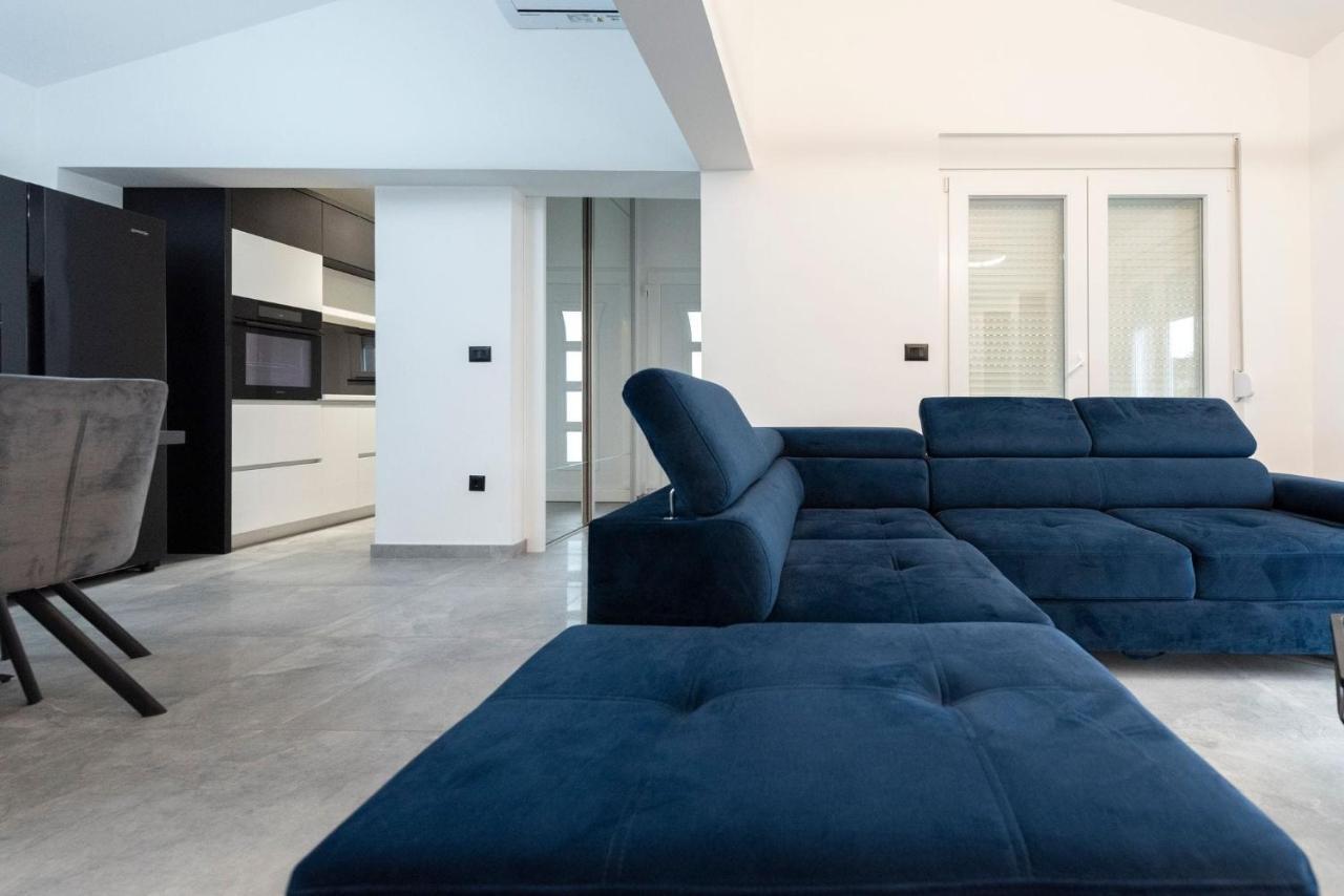 Apartment 4Reasons ราชานาส ภายนอก รูปภาพ