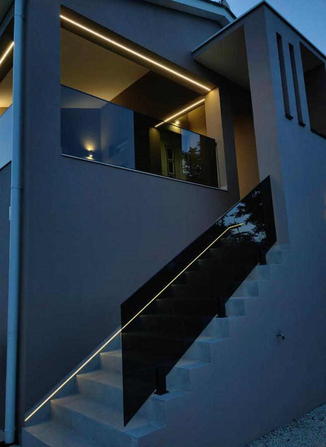 Apartment 4Reasons ราชานาส ภายนอก รูปภาพ